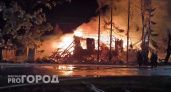 В Ядрине сгорело здание старого РОВД