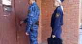 Приставы навестили нерадивых отцов в Чебоксарах, и 20-ти мужчинам пришлось поехать с ними