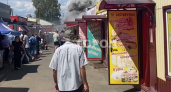 В Чебоксарах на Южном рынке полыхает торговый павильон