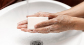 Не вздумайте покупать: запомните самое вредное мыло для ваших рук и обходите его стороной