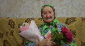 Жительница Чувашии с оптимизмом встретила 100-летний юбилей и раскрыла секрет своего долголетия