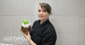 Кондитер из Чувашии рассказала, как самостоятельно испечь кулич: влажный и без хрупкой глазури