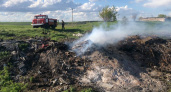 В одном из районов Чувашии загорелась нелегальная свалка, а дым от пожара привел к ней работников прокуратуры