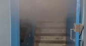 Бесплатная сауна появилась в подъезде многоквартирного дома в Чебоксарах: прорвало трубу с горячей водой