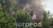 В одном из районов Чувашии загорелись два дома