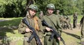 Днем стрельба и тактика, вечером дискотека: как проходит смена в детском военно-спортивном лагере для юных патриотов из Чувашии