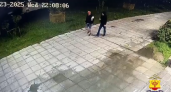 В Чебоксарах разыскивают двоих мужчин, которых запечатлела камера