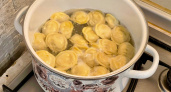 Никогда не ела таких вкусных пельменей: всю жизнь варила пельмени неправильно – проверила способ из интернета