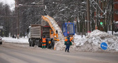 Более 150 коммунальщиков вышли на улицы Чебоксар чистить снег 