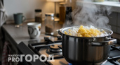 Когда солить макароны: до или после закипания воды – физик поставил точку в споре