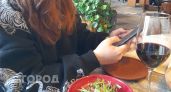Родители получат новые выплаты, а купить телефонный номер станет сложнее