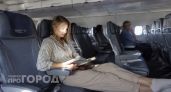 Никогда не выбирайте эти места в самолете: вы переплатите за билет, но весь полет проведете в мучениях