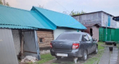 Полицейские Чувашии по камерам вычислили мужчину, пытавшегося сжечь такси