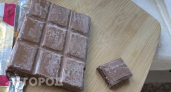 Что за белый налет или точки на шоколаде и можно ли есть такой продукт