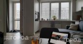 Выбросьте старые жалюзи: дизайнеры назвали стильную альтернативу для защиты балкона от палящего зноя