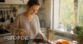 У нас тыква не залеживается, просто смешиваю ее с кефиром: на выходе – гора вкуснейших оладьев на завтрак