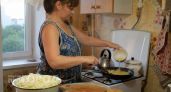 Беру обычную капусту и пару яиц: готовлю сытный ужин за 10 минут, который съедают до последней крошки