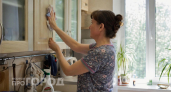 Забудьте про изнурительное оттирание кухни: этот самодельный состав растворяет многолетний жир за минуты