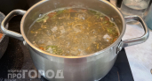 Этот ингредиент портит вкус куриного бульона: добавляет каждый второй – чем заменить