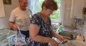 Больше не трачу время на чистку рыбы: нашла простой способ убрать чешую за минуту без лишней грязи на кухне