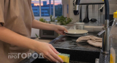 Из раковины на кухне больше не воняет: не пришлось вызывать сантехника – просто сделала одно действие