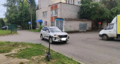 В Чебоксарах два ребенка попали под машину