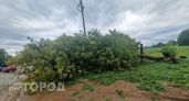 Град и ураганный ветер обесточили деревню в Моргаушском районе