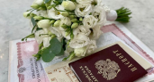 Сентябрьский свадебный бум: в Чувашии более 600 пар решили пожениться