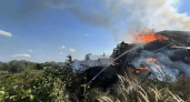 Пожар в Урмарском районе угрожал подпалить сразу несколько хозяйств