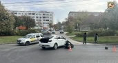 В Чебоксарах водитель "Лады" сбил курьера на электровелосипеде