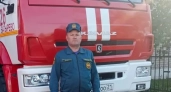 Не стал ждать коллег: водитель пожарного авто спас 18-летнюю девушку из горящего дома в Чувашии