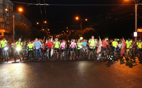 В Чебоксарах устроят ночной велопробег ко Дню города