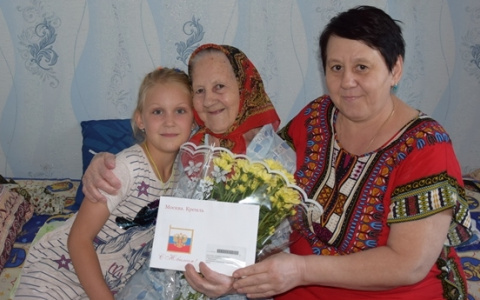 Долгожительница из Чебоксар получила письмо от Путина