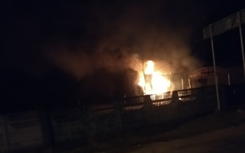 В Чебоксарском районе на рынке произошел пожар