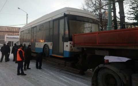 В Чебоксары прибыл первый троллейбус на автономном ходу