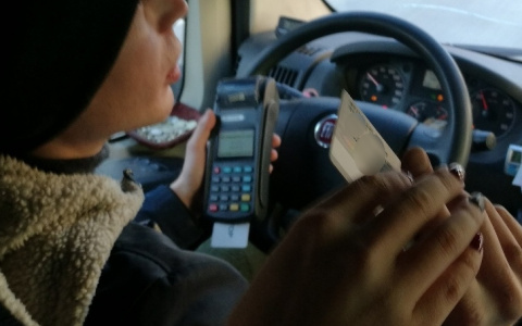 В Урмарском районе водителю автобуса задолжали зарплату в 143 тысячи рублей