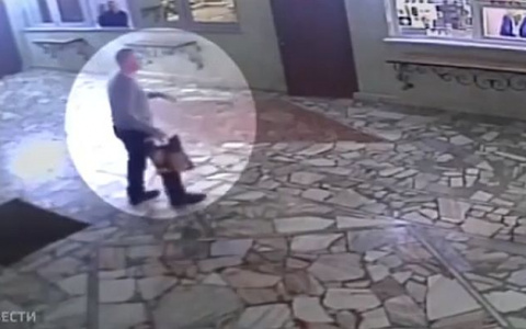 Кража смартфона в чебоксарской бане попала на камеры видеонаблюдения