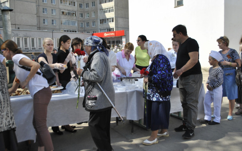 В Новочебоксарске солдатской кашей накормили почти тысячу человек
