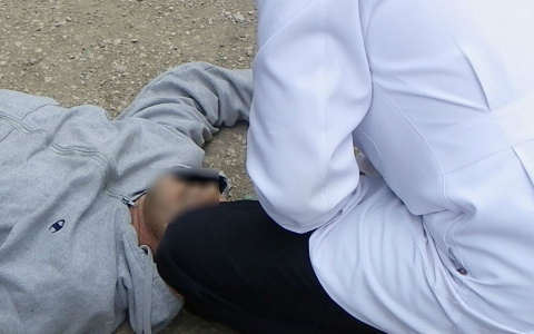 В Чебоксарах женщина разбила бутылку о голову мужчины и вонзила в него осколок