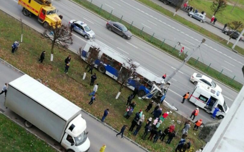 Игнатьев дал распоряжение после ДТП с 26 пострадавшими пассажирами