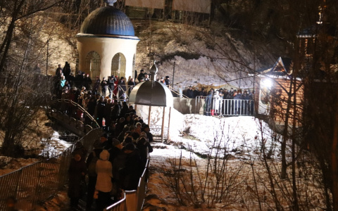 Сколько православных новочебоксарцев искупалось на Крещение