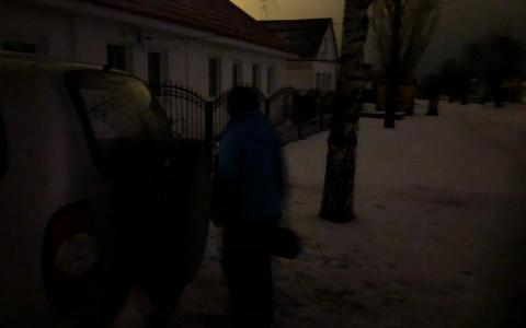 Пропавшую женщину в Чувашии нашли идущей вдоль дороги, когда надежда иссякла