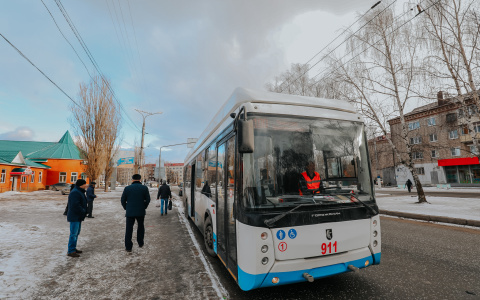Нововведения на троллейбусе № 100: продление маршрута и отмена дневных рейсов