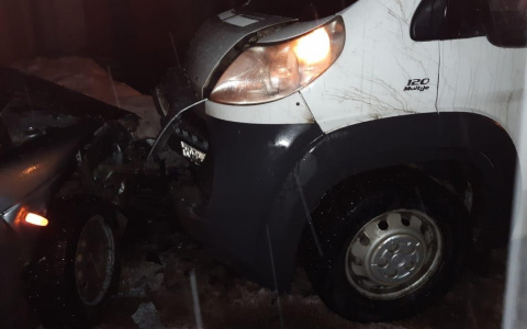 Три пассажира маршрутки пострадали в Козловке