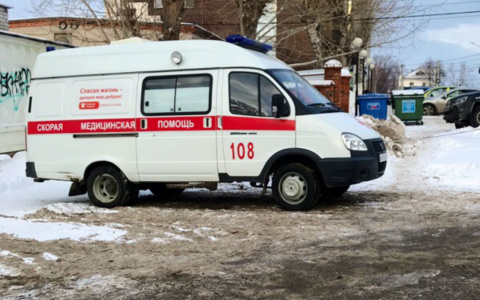 Медики могут привлечь полицию или МЧС, приехав на вызов к больному