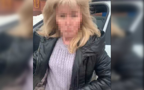 Чебоксарка подралась с женщиной-таксистом: "Я пригрозила плохим отзывом, а она набросилась на меня"