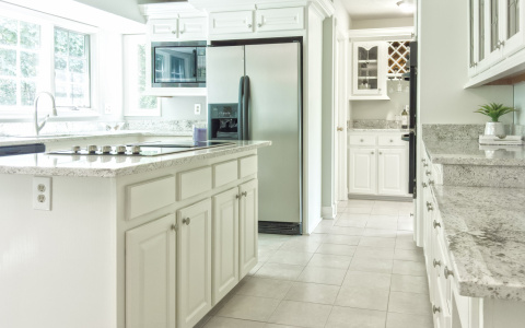 В Чебоксарах владелец квартиры нашел оригинальный способ продать недвижимость