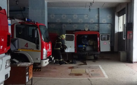 В Чувашии увеличат зарплату пожарным и поисковикам на 5 тысяч рублей