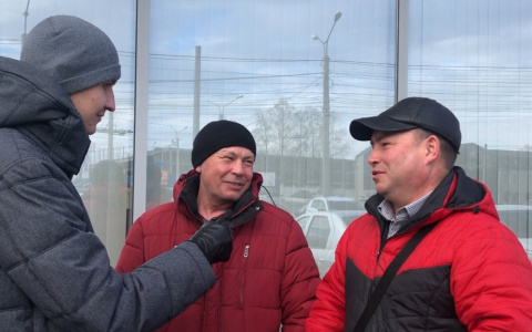 Чебоксарцы считают, что День защитника Отечества не только для служивших, но и для женщин