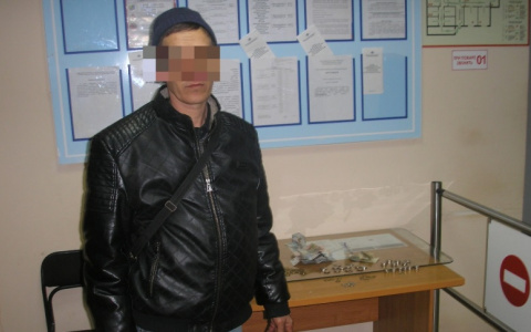 Полицейские в Чувашии поймали подозреваемого в краже ящика для пожертвований